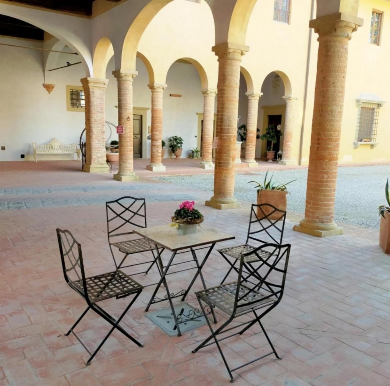 דירות צ'רטאלדו Palazzo Stiozzi Ridolfi מראה חיצוני תמונה
